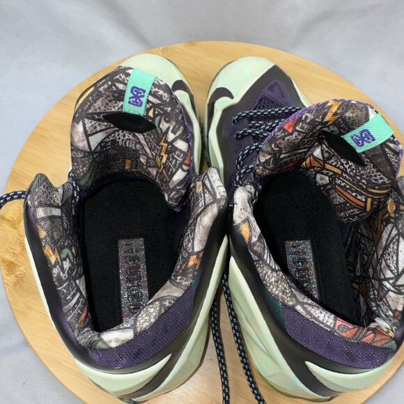 Nike LeBron James XI GS All Star Nola Gumbo Green Glow Sz 5.5Y 621712-701 - Picture 6 of 9